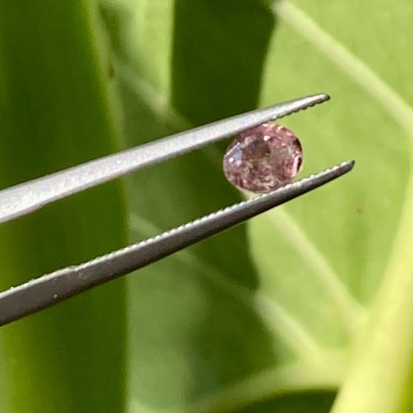 カラーチェンジガーネットルース/0.50ct
