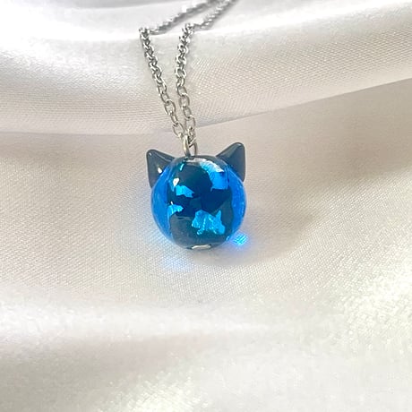 【超希少】ホタルガラス 猫玉(小)のチェーンネックレス｜ユニセックス