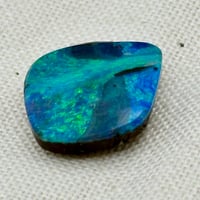 天然ボルダーオパール 3.2ct｜母岩付きダブレットルース
