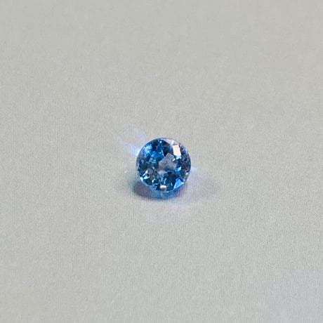 サファイア  0.26ct / 3.5mm×3.5mm