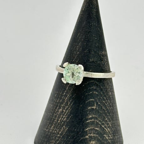 一粒 華奢リング/グリーンベリル0.76ct