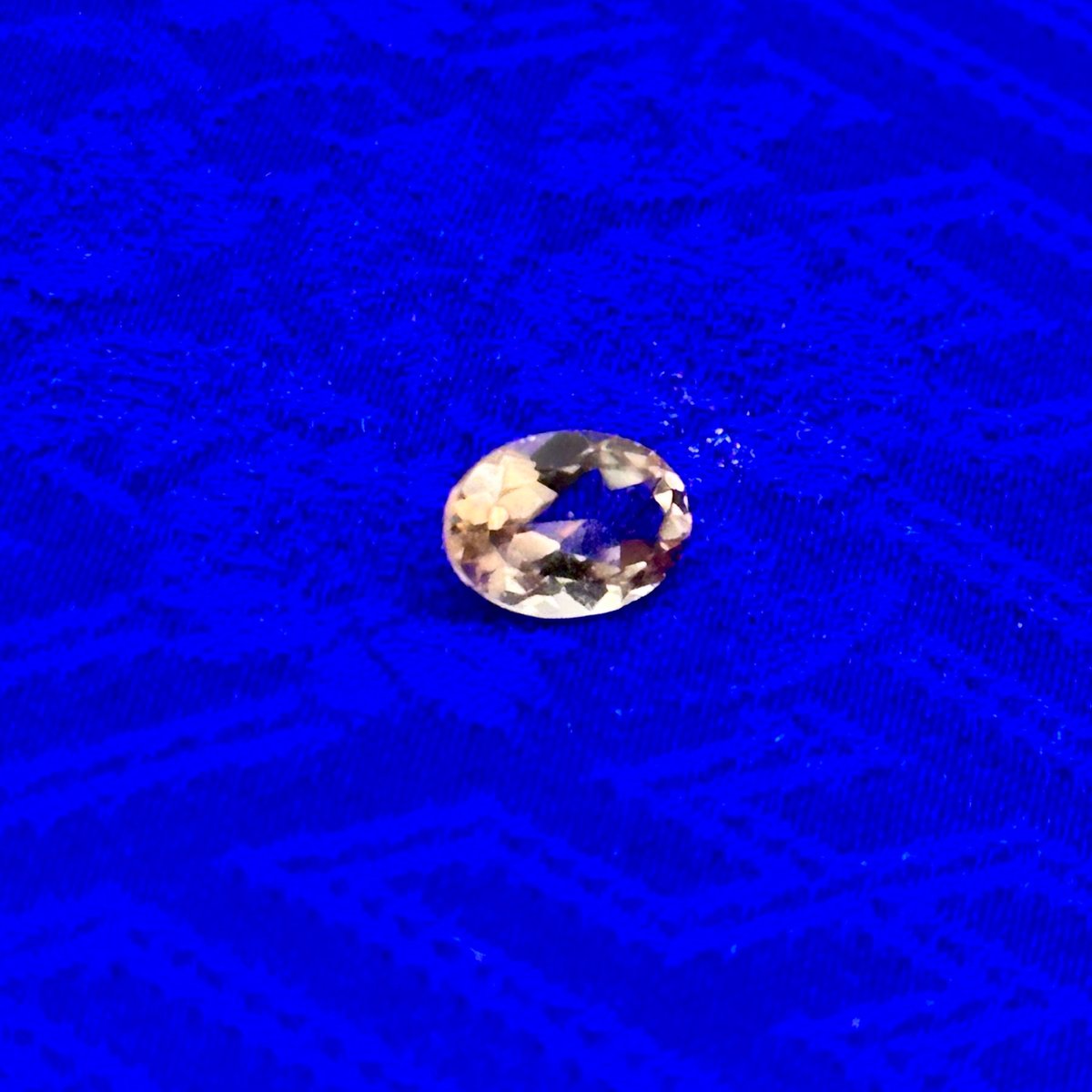 11月誕生石 シャンパントパーズ ルース 0.82ct｜天然シャンパンカラー 