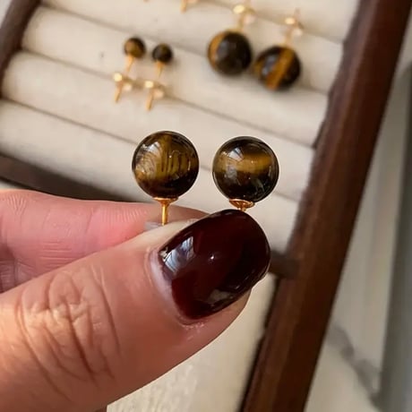 タイガーアイ風のスタッドピアス｜虎目石｜シンプルで使いやすい