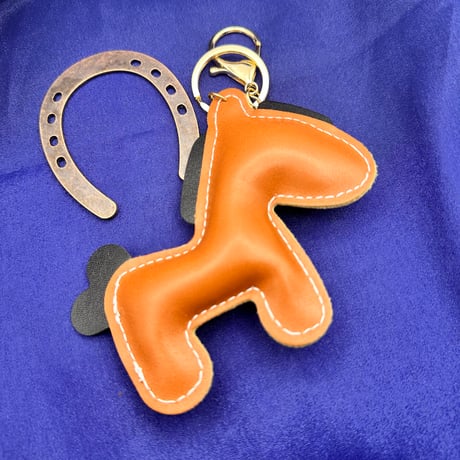 【セット販売】レザー馬キーチェーン＆メタルミニホースシュー｜幸運セット