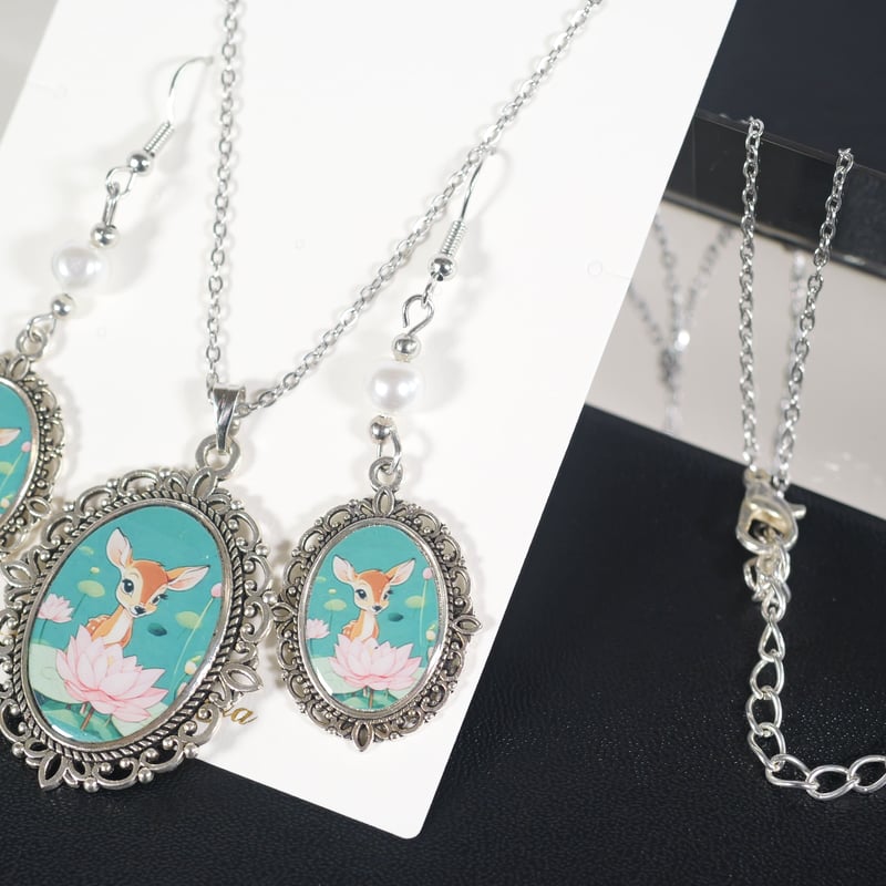 受注生産｜【奈良の鹿を守れ】奈良の鹿と蓮の花ネックレスとセット販売