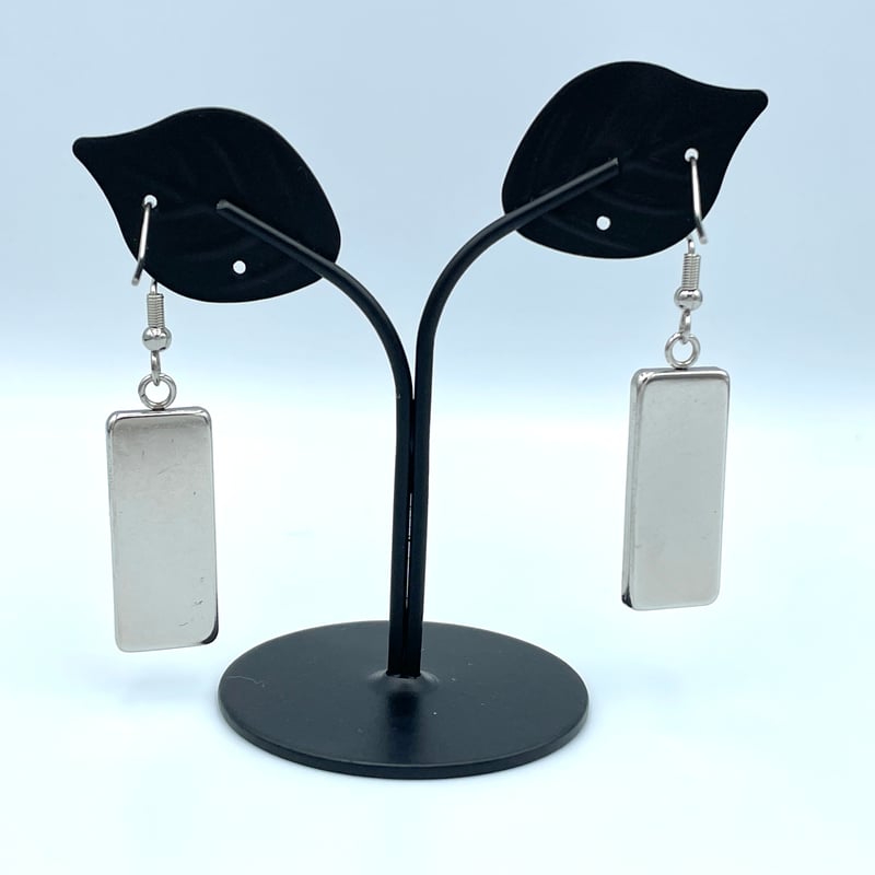 縁起物】白龍さまのお守りピアス | ジュエリー春日 