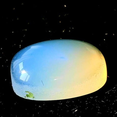 ミルキーオパール 天然石ルース