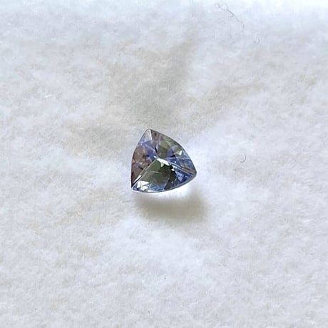 ゾイサイト 0.42ct /トリリアンカット