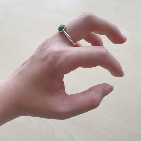 【ぷっくり笑顔の宝石】マラカイトのフラワーリング