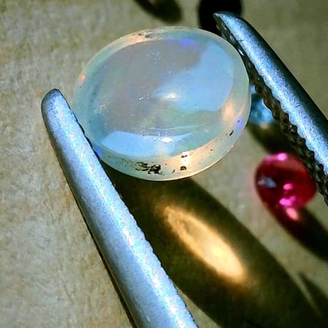 ホワイトオパール 天然石ルース 0.33ct