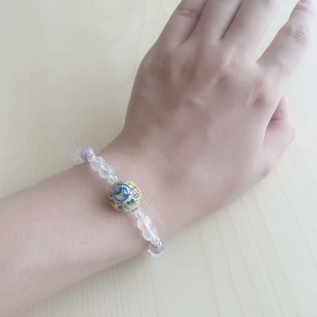 花咲くムーンストーンとアメシストのエレガンスブレスレット