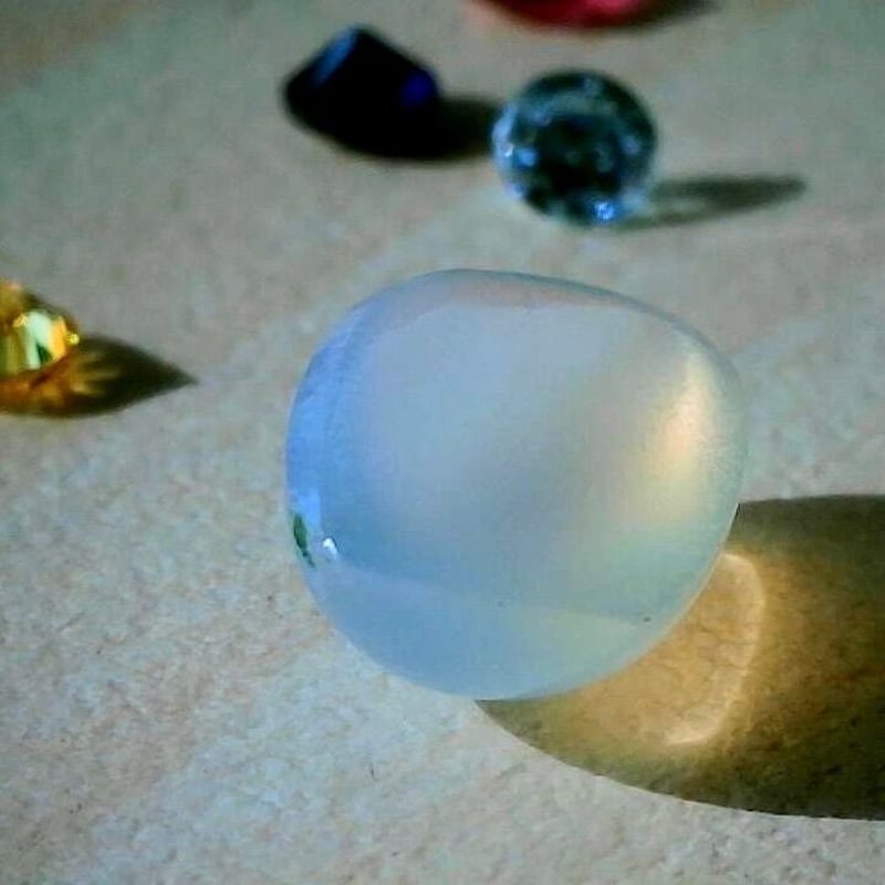 ミルキーオパール 天然石ルース | ジュエリー春日