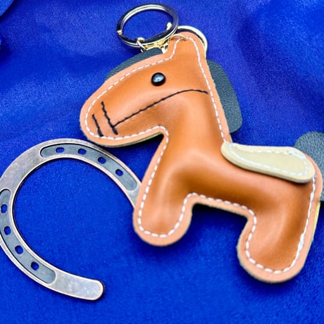 【セット販売】レザー馬キーチェーン＆メタルミニホースシュー｜幸運セット