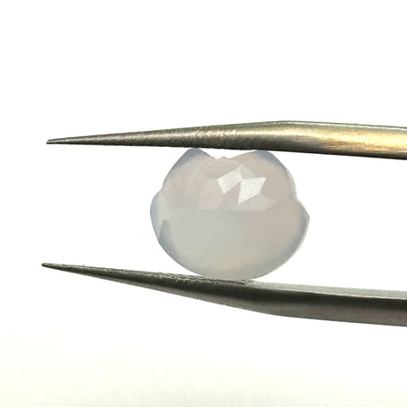 猫カット天然石ブルーカルセドニー｜3.06ct