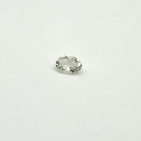 リビアングラス オーバルカット0.55ct