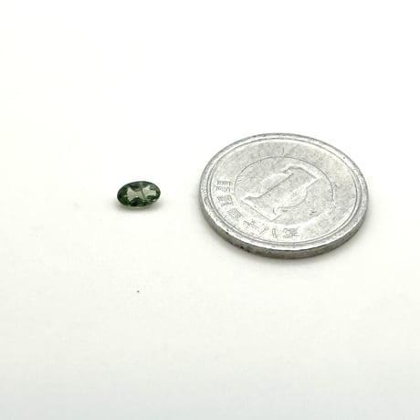 グリーンアパタイト 天然石ルース オーバル5×3mm 0.25ct