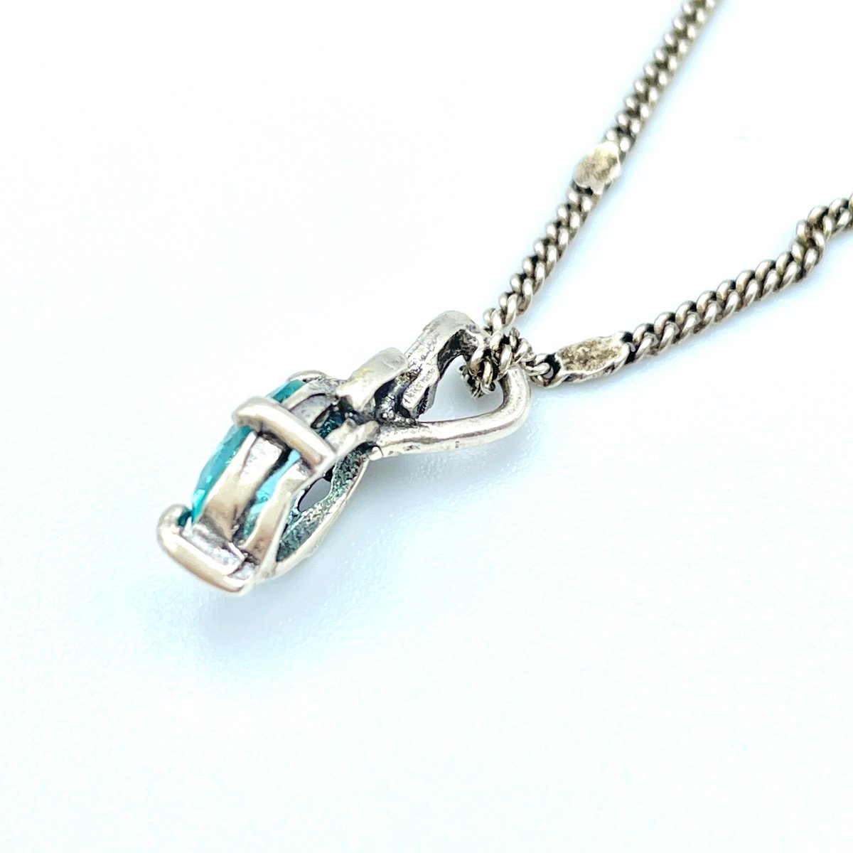 アンティーク調デザイン ブルートパーズ /SVネックレス | ジュエリー春日