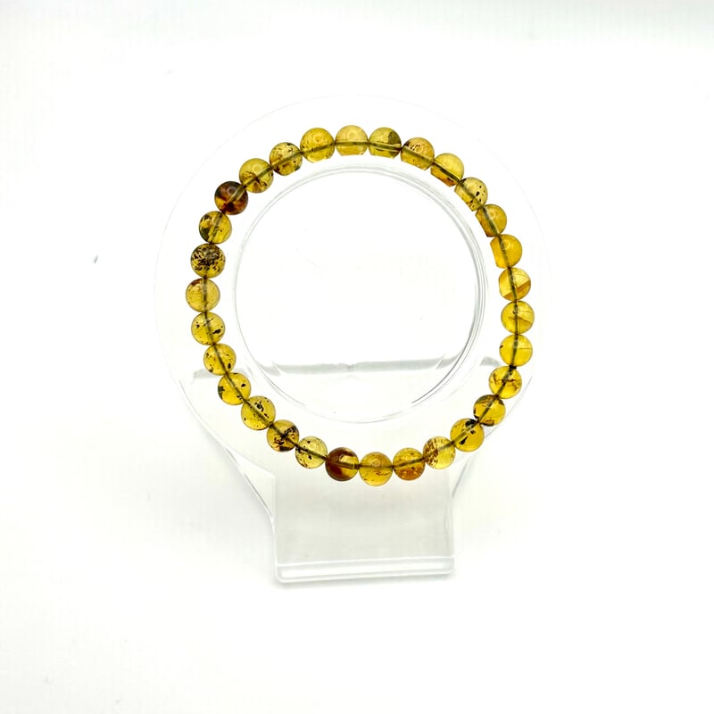 ブルーアンバー（琥珀）｜光に反応して青く輝く天然ブレスレット