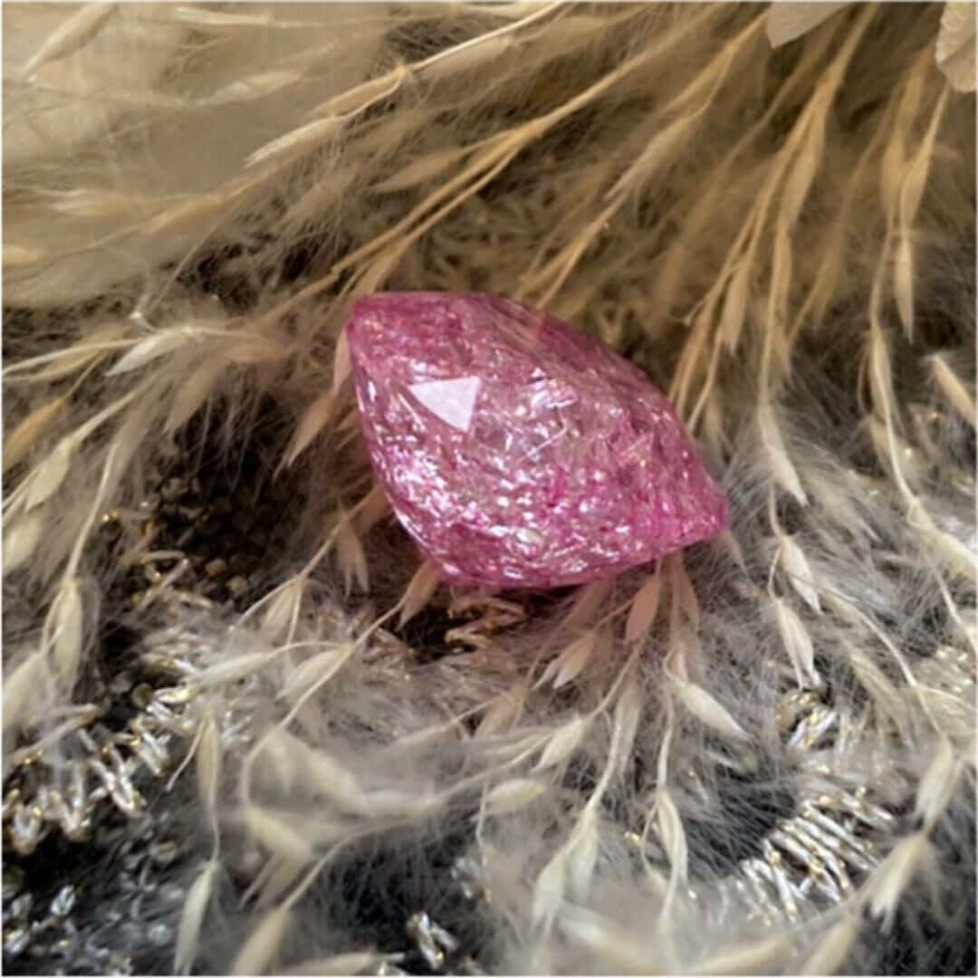 キラキラで可愛い大粒6mmのピンククラッククォーツ | ジュエリー春日