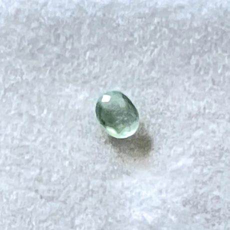 パライバトルマリン 天然石ルース 0.20ct /4.6mm×3.6mm