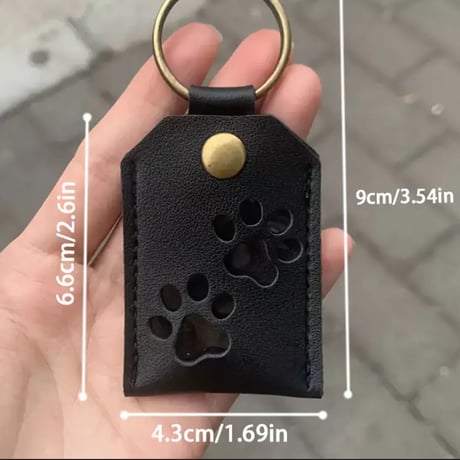 【思いを詰め込む】ペットの毛を入れられる肉球キーホルダー