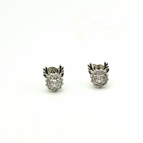 鹿ピアス｜煌めく瞳と角のジュエリー ― 奈良の神秘を、耳元に宿して