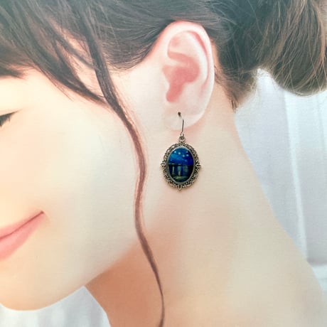 【イヤリング変更OK】ゴッホ「ローヌ川の星月夜」/アンティーク調ピアス
