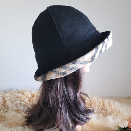 フィットhat★62㎝★サイズベルト付き★薄手BLACKウール×プレミアムチェック柄