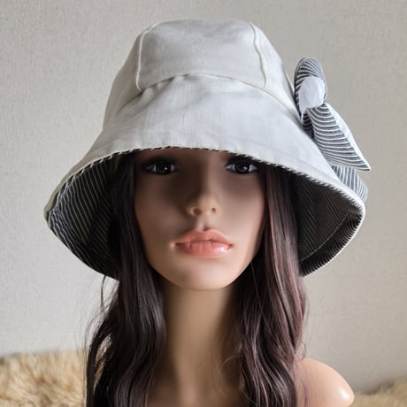 ホワイトデニム×光沢ストライプ★約60㎝★フィット hatリボン