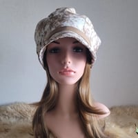 可愛い❤️猫ちゃん★約60㎝★みんなに見せたい★渦巻くbackスタイル★ツイストキャスケット