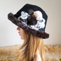 ★62.5㎝★ポンポンふわり滑らかhat★woolブラック