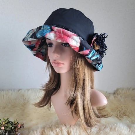 ★Flower×black★コサージュ★ミディアム★63㎝★日差しに負けない★ギャザーフリル 帽子★コサージュ付き