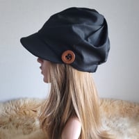 コンパクトタイプ★ひとつは欲しいblackカラー★約60㎝★渦巻くback スタイル