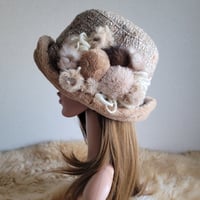three. premium★ポンポンhat★イタリアミックスツイード