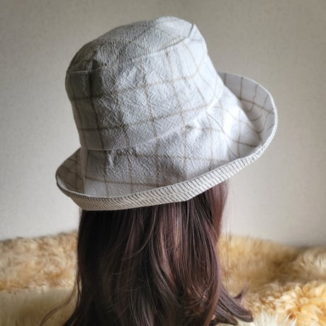 しっかりcottonホワイト★ひとつ持っていると便利なプレーン帽子