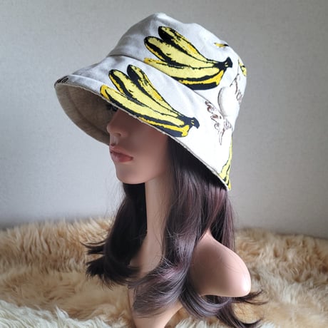 ★バナナ×コットンリネン★62㎝★襟元が邪魔になら無い★コンパクトhat