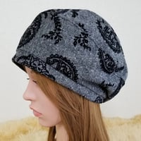切り替えが立体的な ベレー帽★ ウールフロッキープリント