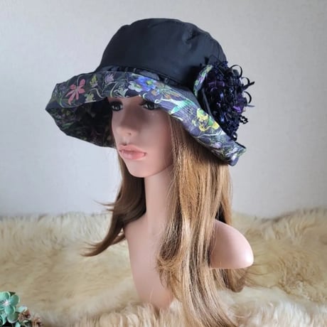 ★Flower×black★コサージュ★ミディアム★63㎝★日差しに負けない★ギャザーフリル 帽子★コサージュ付き