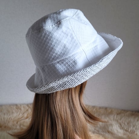 ファンシーツイード×ホワイトcotton★ひとつ持っていると～★約61.5㎝★