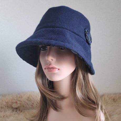 襟元が邪魔になら無い★61.5㎝★コンパクトhat★味わいネイビー★シルク混ウール