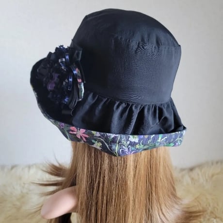 ★Flower×black★コサージュ★ミディアム★63㎝★日差しに負けない★ギャザーフリル 帽子★コサージュ付き