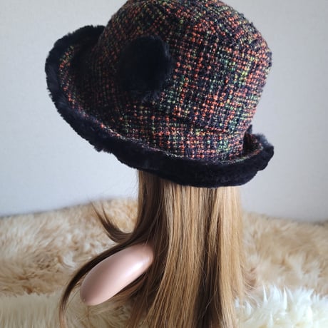 three. premium★62㎝★イタリア　ツイードミックス★襟元が邪魔になら無い★ビッグボタン　コンパクトhat