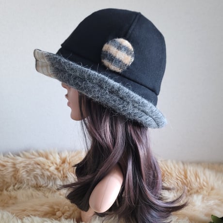 フィットhat★62㎝★サイズベルト付き★薄手BLACKウール×プレミアムチェック柄