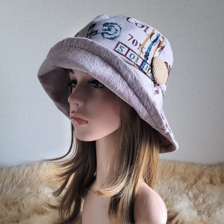 ★ビッグくるみボタン★ひとつ持っていると便利なプレーン帽子★62㎝ ★コーヒー柄×麻素材ボタン