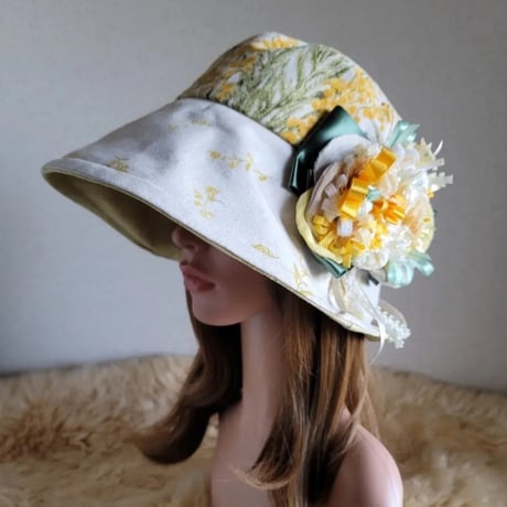 ★彩りミモザ　hat★つば広バージョン×コサージュ帽子