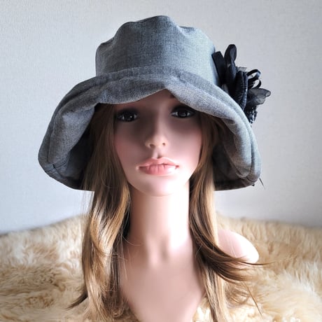 three.luxury★艶シルクwool★グレー系★日差しに負けない★ギャザーフリル