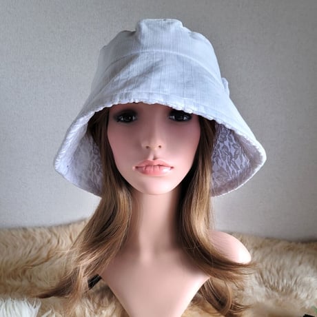 リーフレース×ホワイトcotton★ひとつ持っていると～★約61㎝