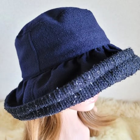 薄手woolネイビー×足毛ラメ★日差しに負けない★ギャザーフリル 帽子
