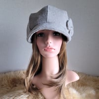 three.luxury★60㎝★国産カシミア100%★厚手グレージュ系ベージュ★バタフライキャスケット