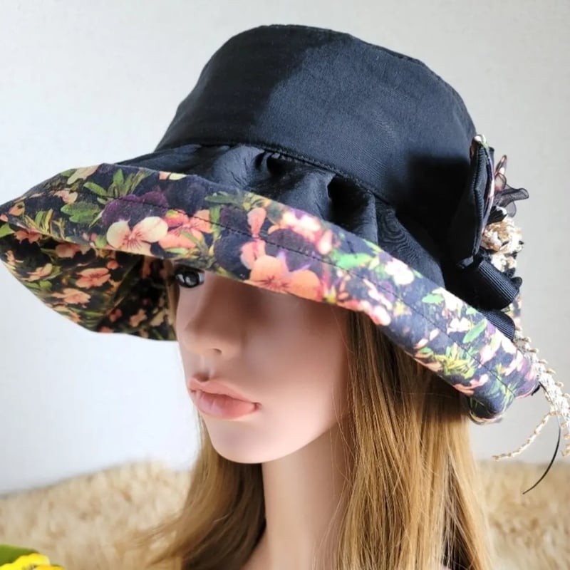☆ビオラFlower×black☆日差しに負けない☆ギャザーフリル 帽子